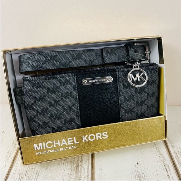 L/XL Michael Kors Logo Wallet Belt Bag Fanny Pack - Picture 2 of 7